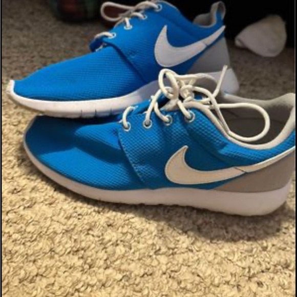 Nike Roshe Run - Picture 3 of 3